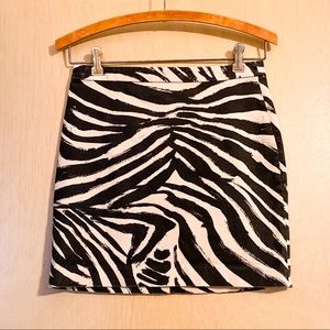 H&M Black & Tan Zebra Print Mini Skirt - Size US 4